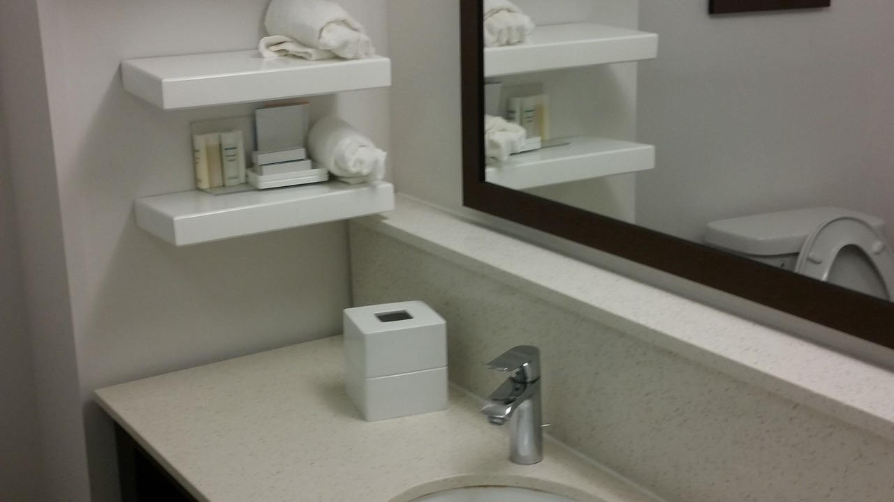 Photo of Bathroom in Commerce