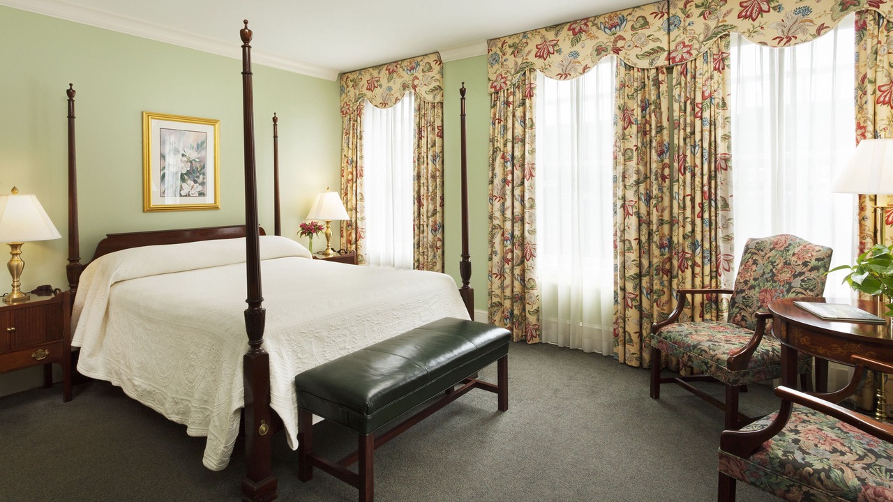 Photo of Bedroom in Historic District - North
