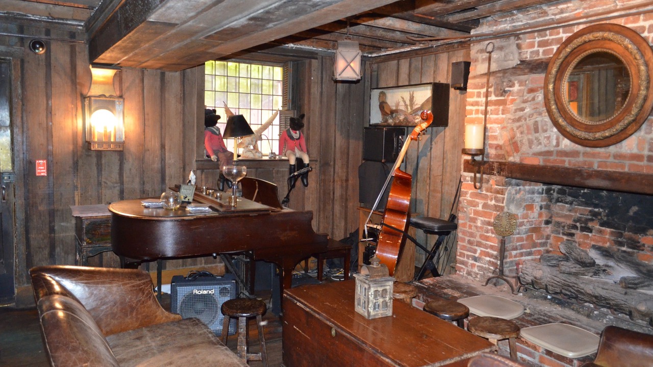 Photo of Others in Historic District - North