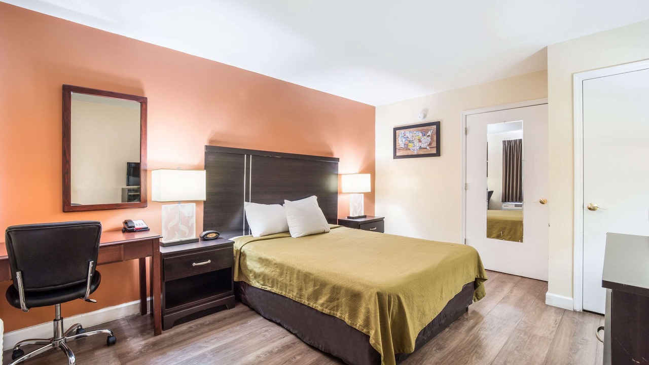 Photo of Bedroom in Santee