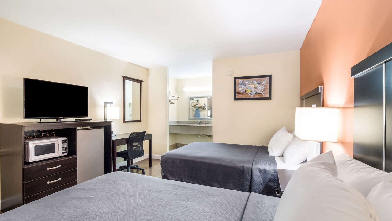 Photo of Bedroom in Santee