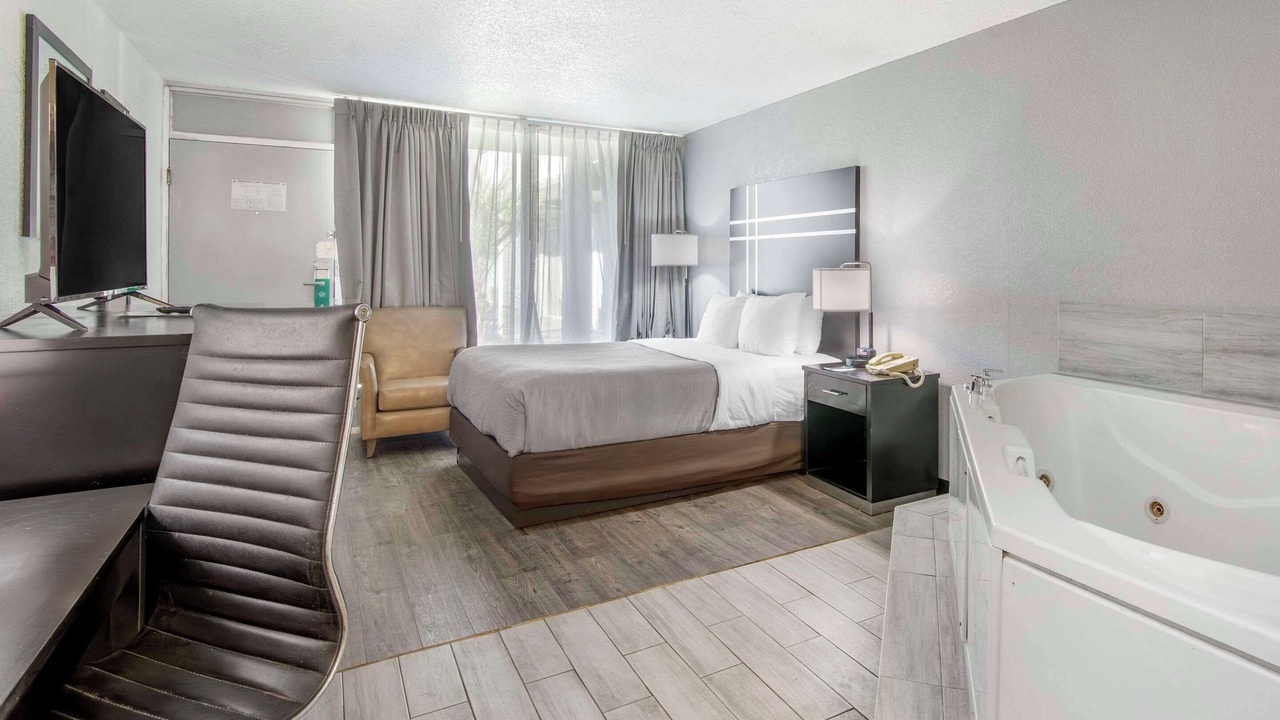 Photo of Bedroom in Hardeeville