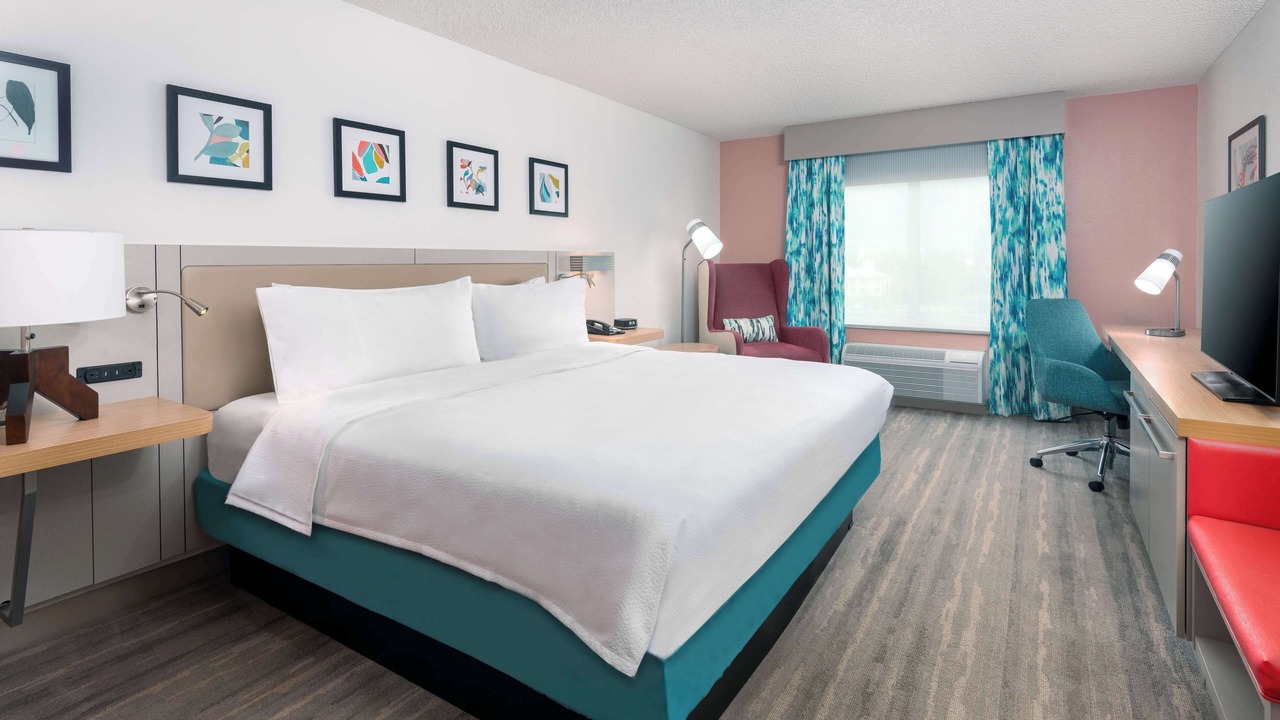 Photo of Bedroom in Florida Center