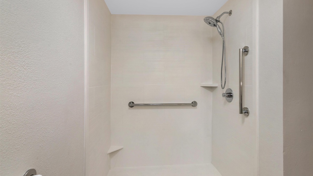 Photo of Bathroom in Grovetown