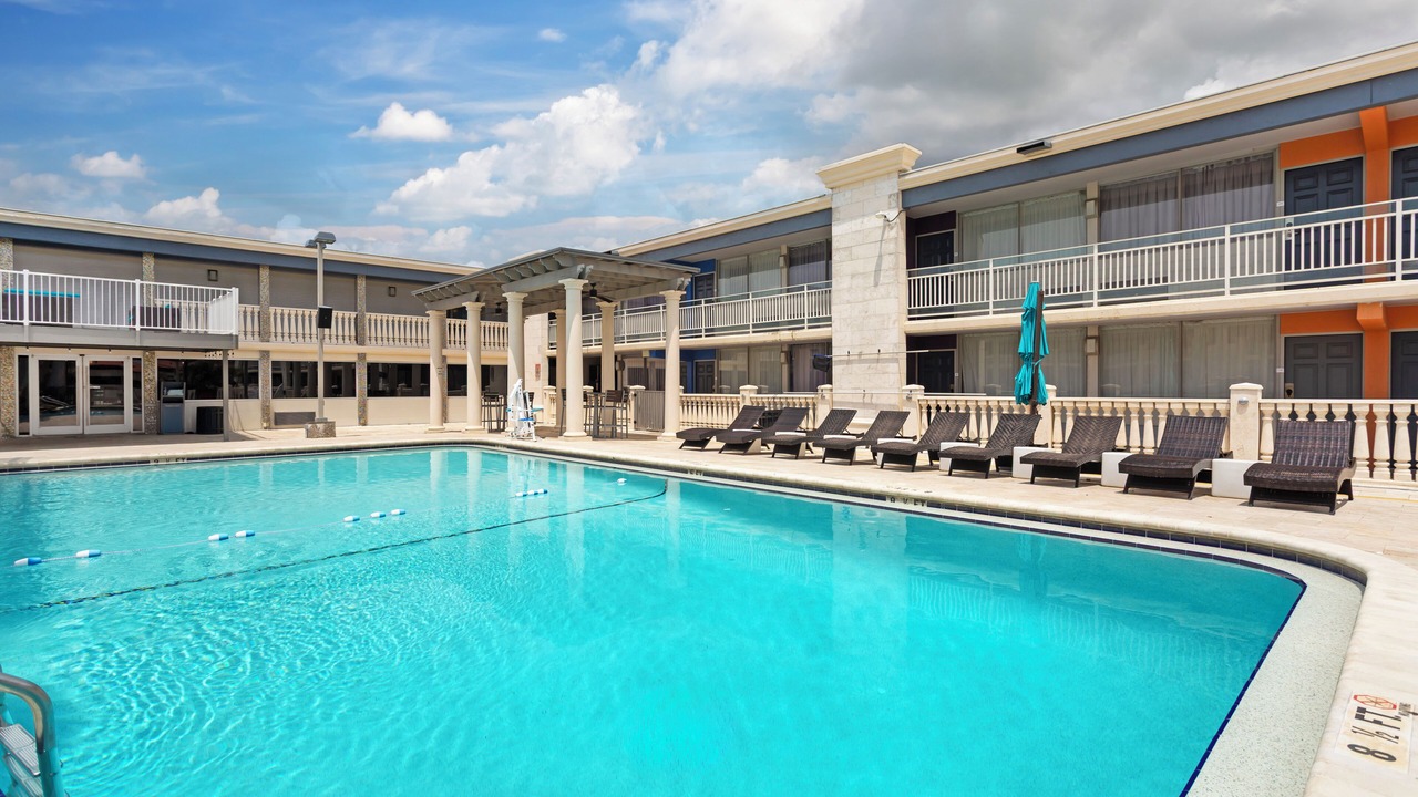 Photo of Outdoor in Tampa