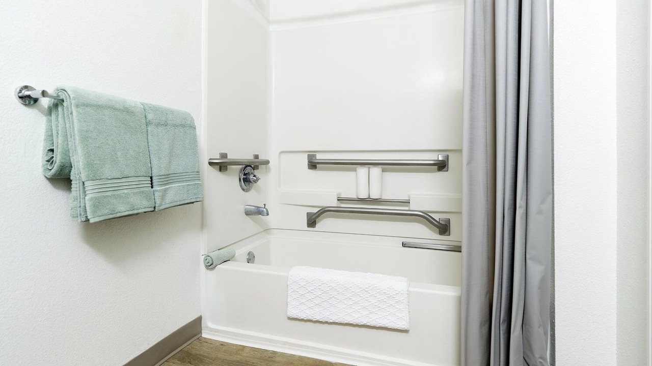 Photo of Bathroom in Suwanee