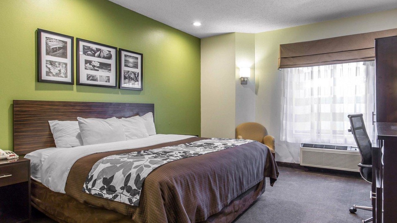 Photo of Bedroom in Seven Oaks
