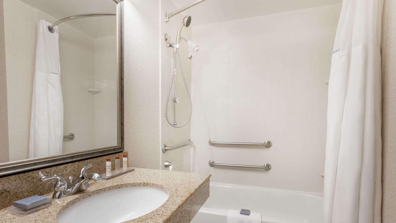 Photo of Bathroom in Seven Oaks