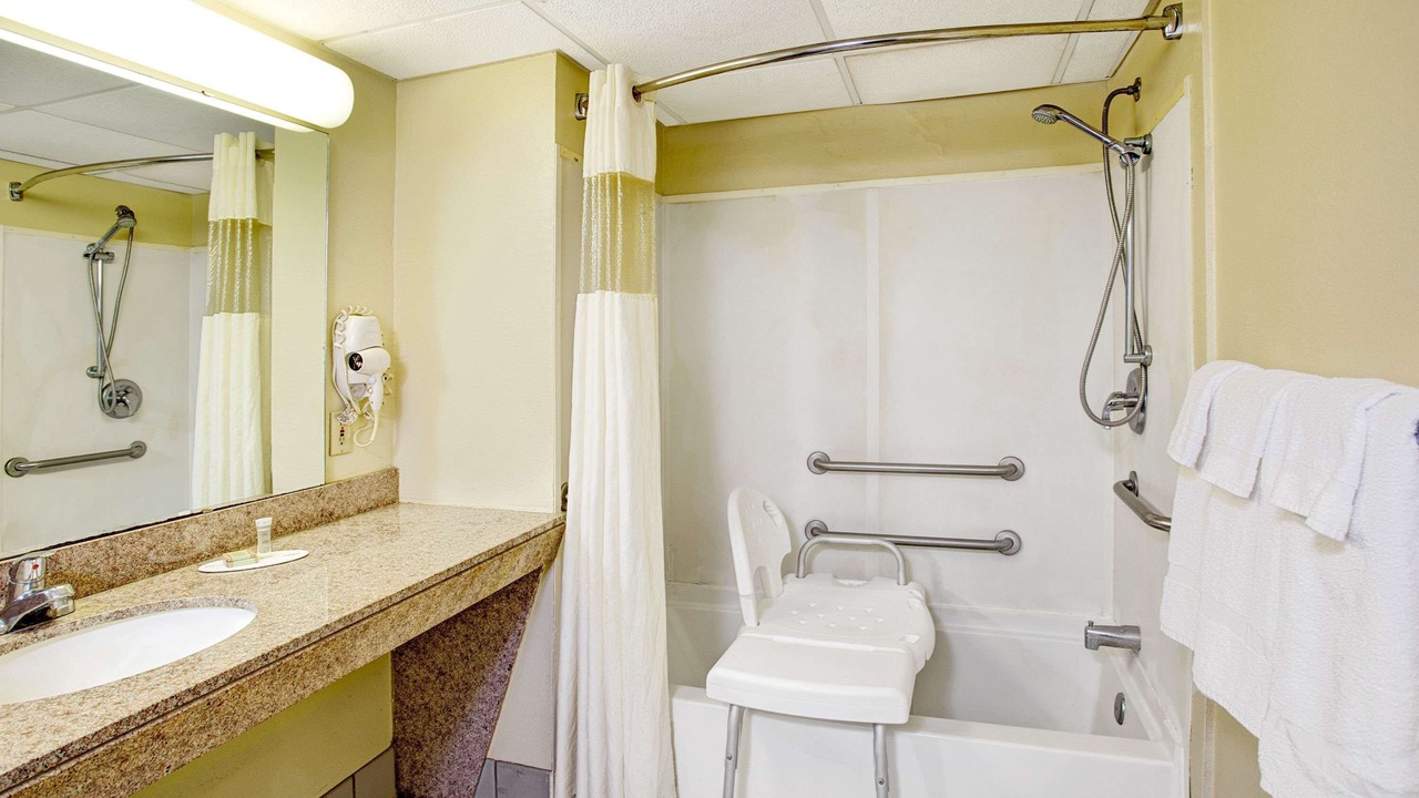 Photo of Bathroom in Walterboro - St. George