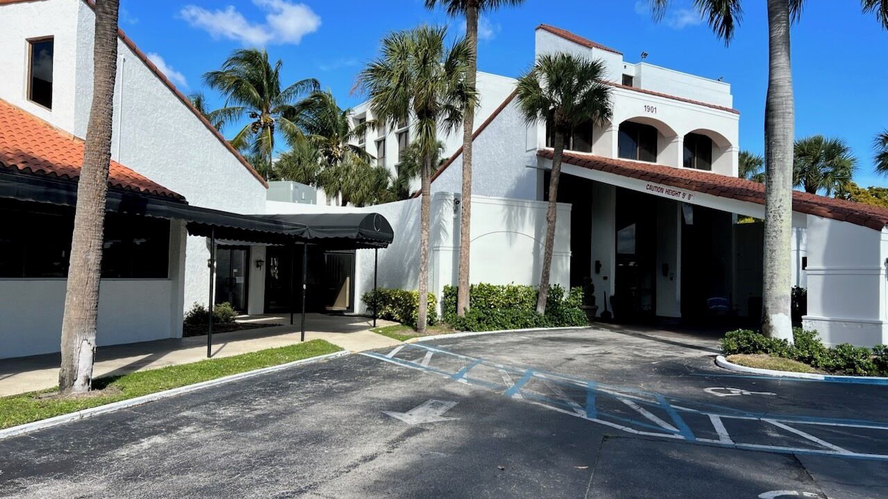 Photo of Outdoor in Villages of Palm Beach Lakes