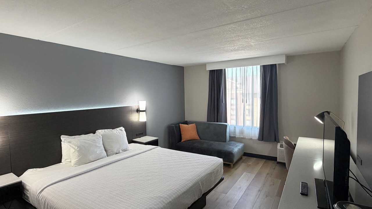 Photo of Bedroom in East Forest