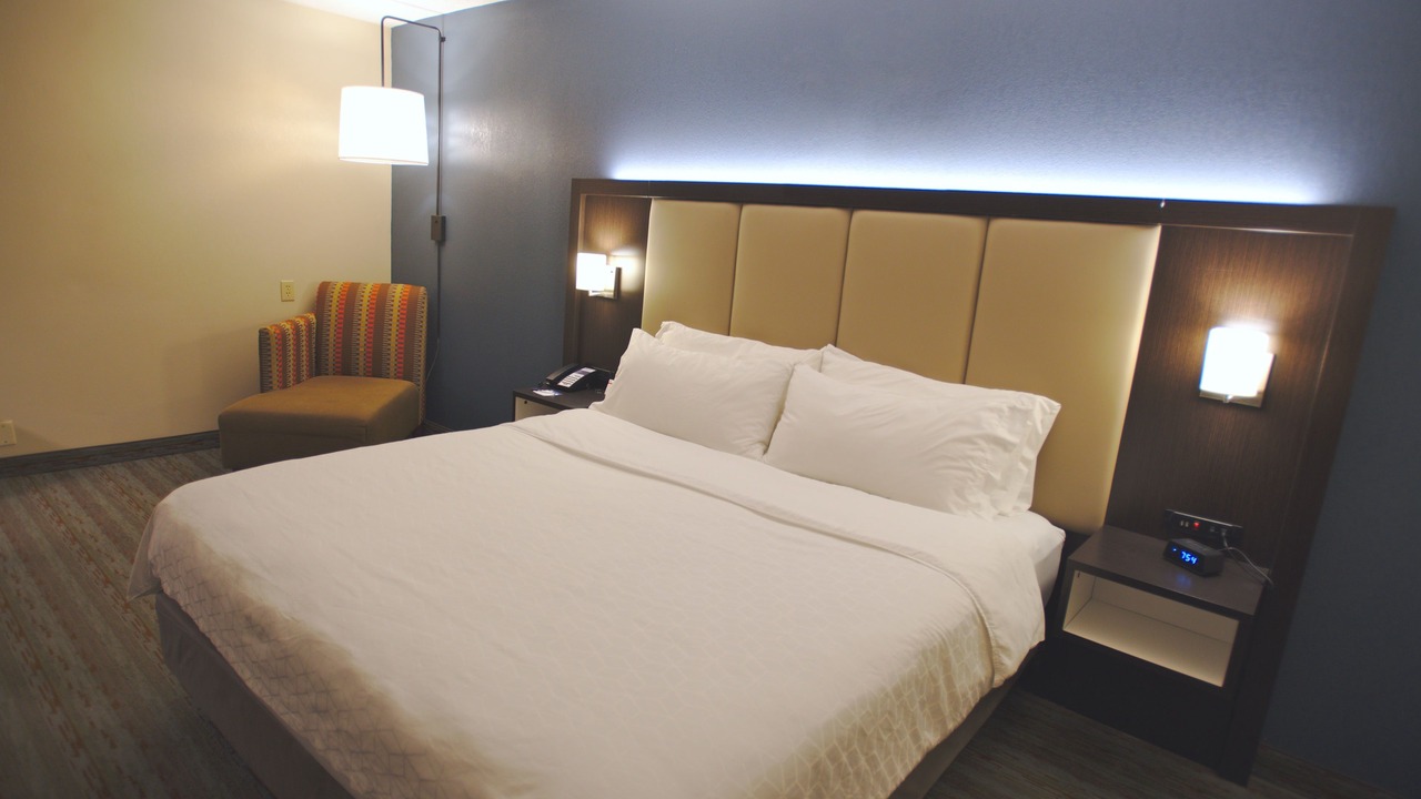 Photo of Bedroom in Anderson