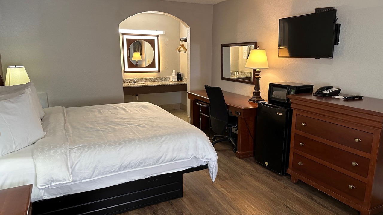 Photo of Bedroom in Northwest Raleigh