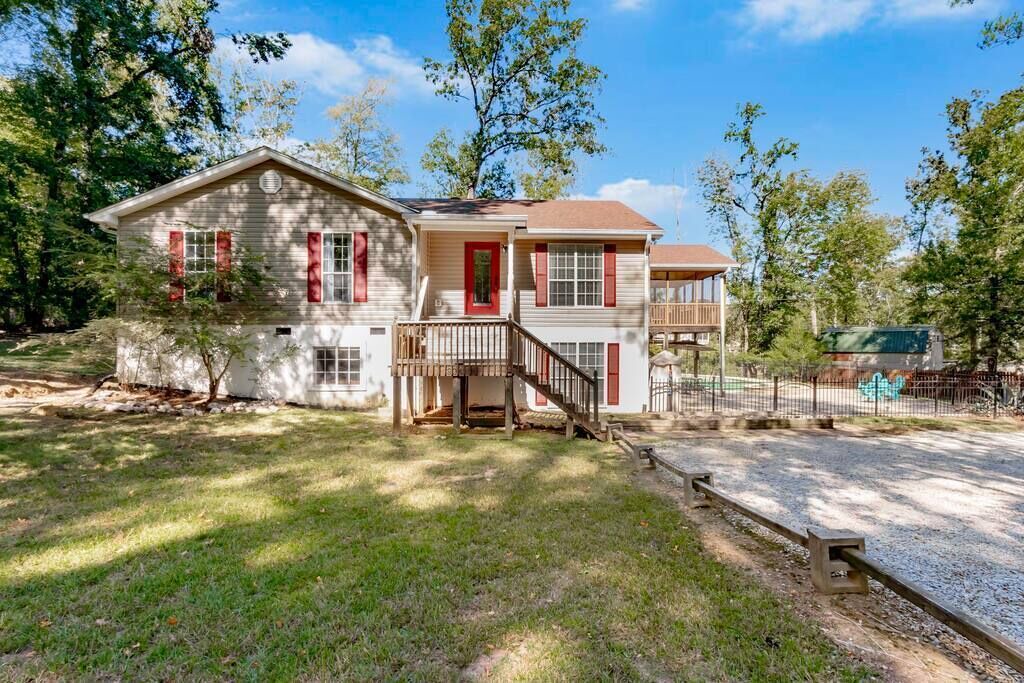 Photo of Outdoor in Chapin