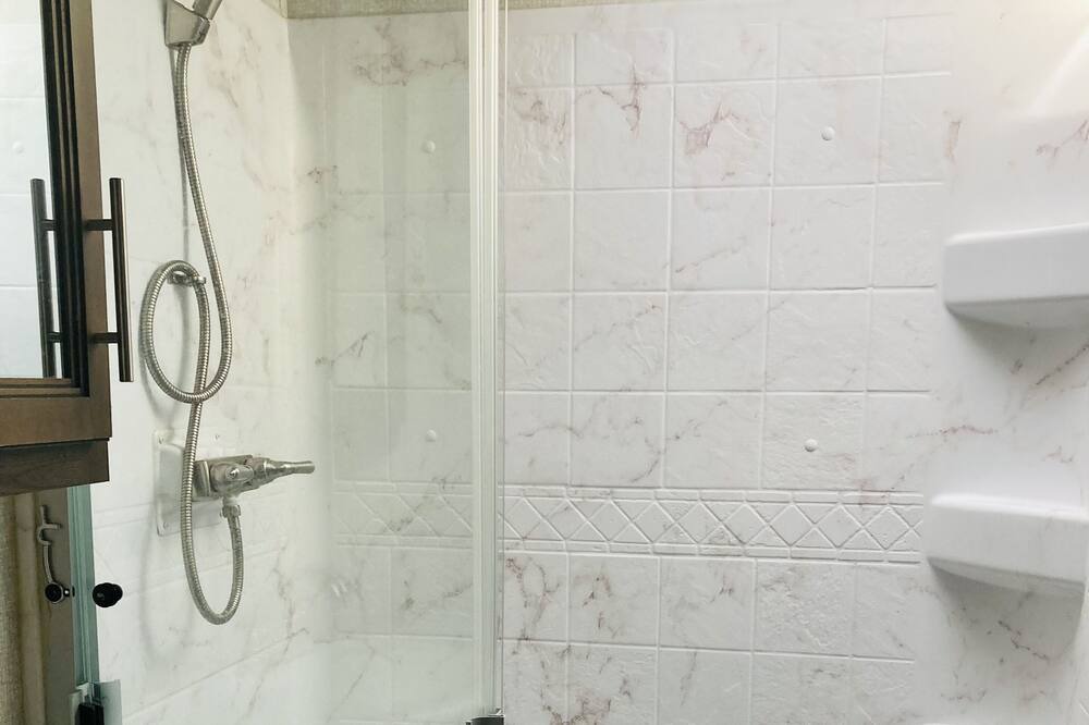 Photo of Bathroom in Fleming