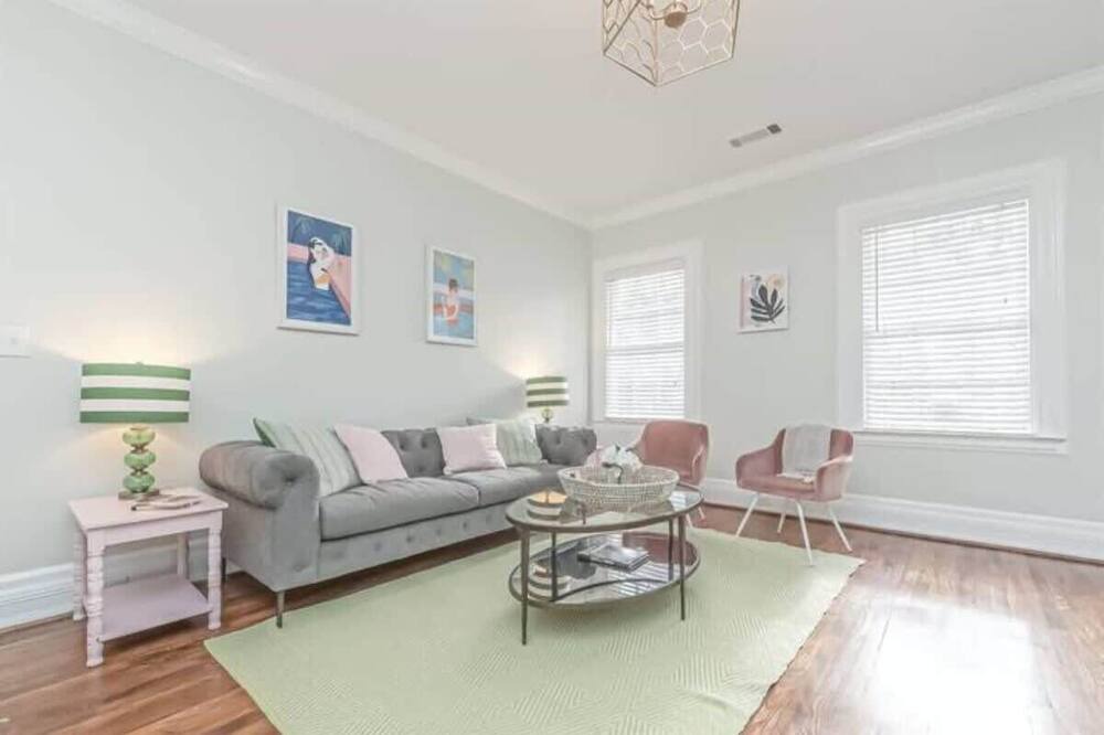 Photo of Livingroom in Olde Town Augusta