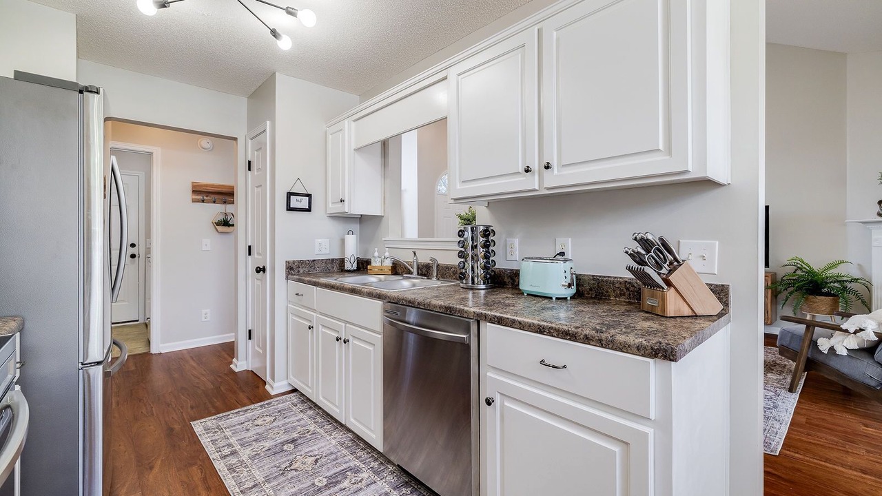 Photo of Kitchen in Pooler