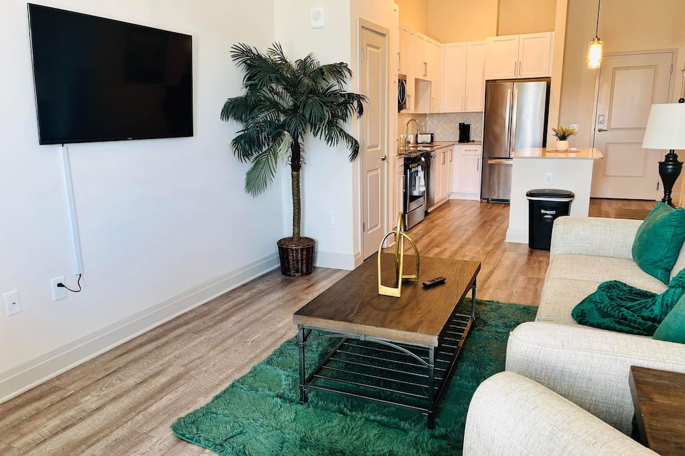 Photo of Livingroom in Westside