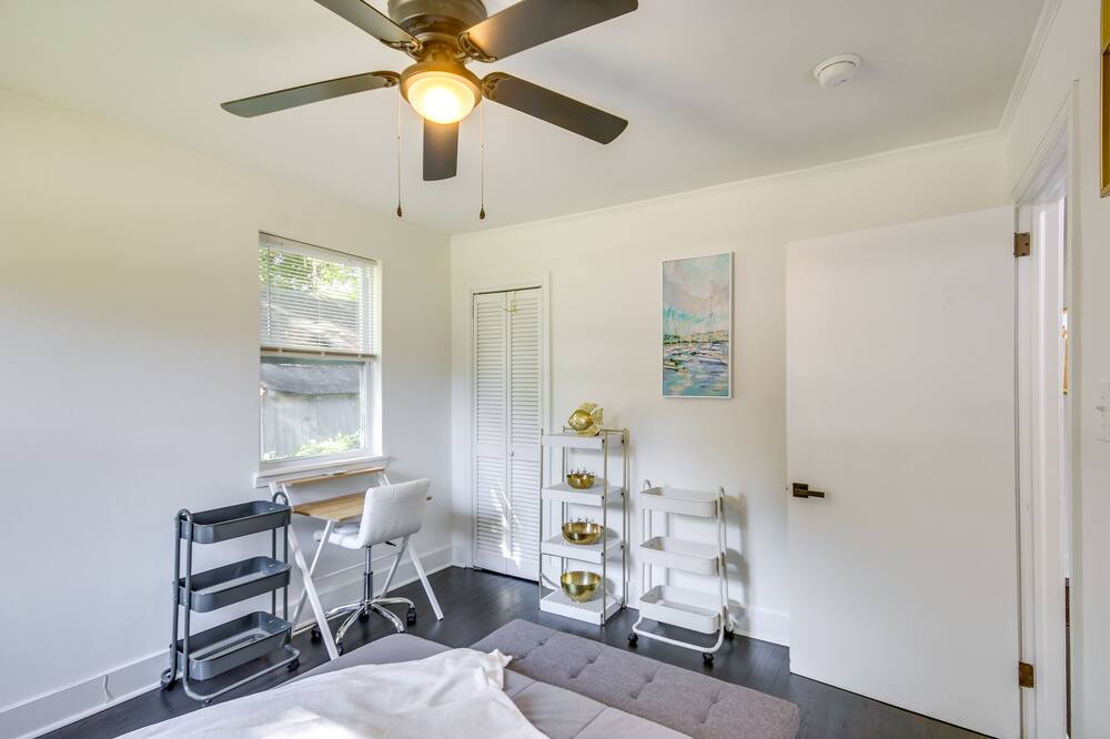 Photo of Bedroom in Midtown