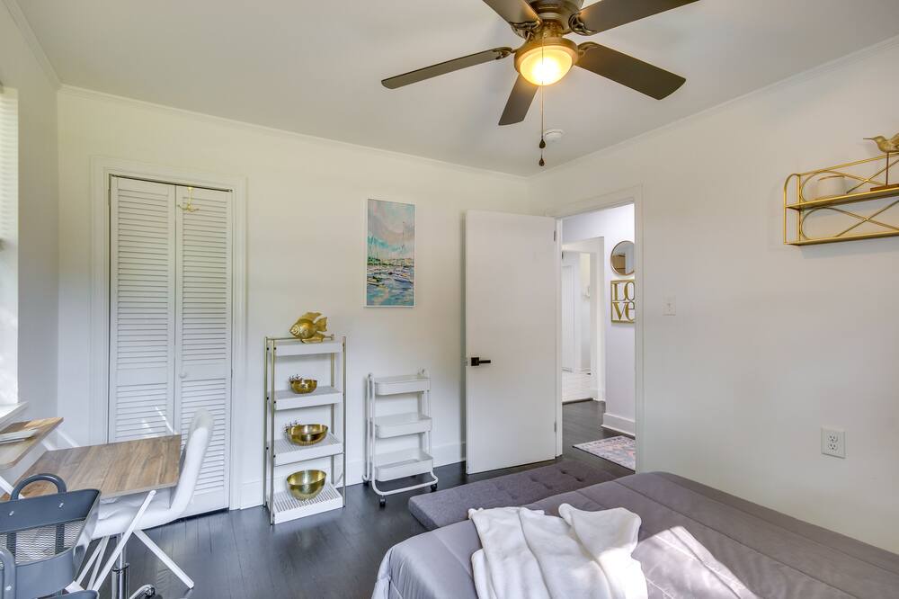 Photo of Bedroom in Midtown