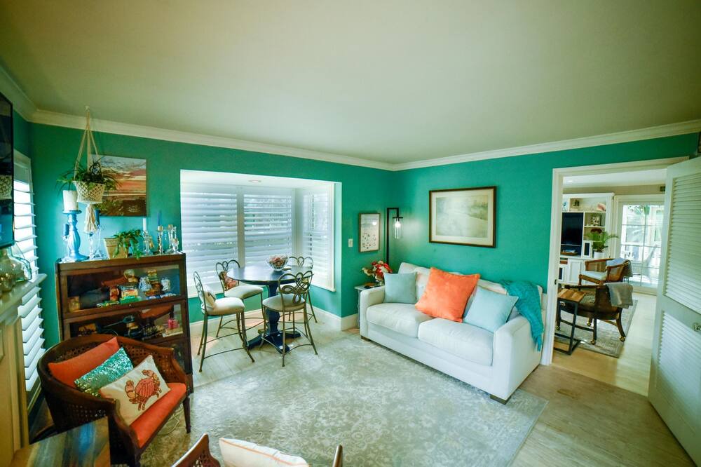 Photo of Livingroom in Summerplace