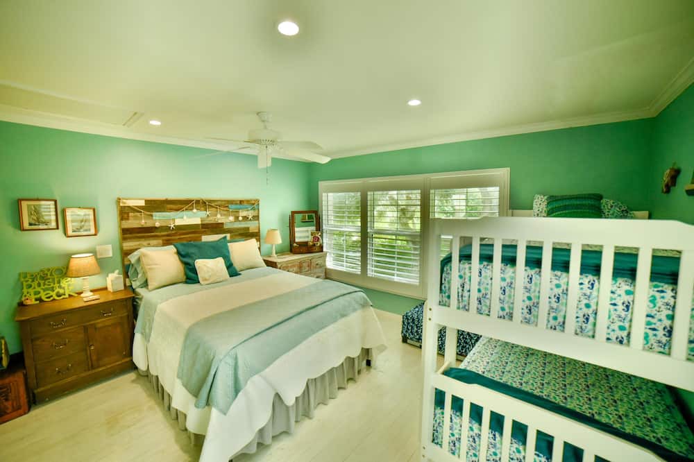 Photo of Bedroom in Summerplace
