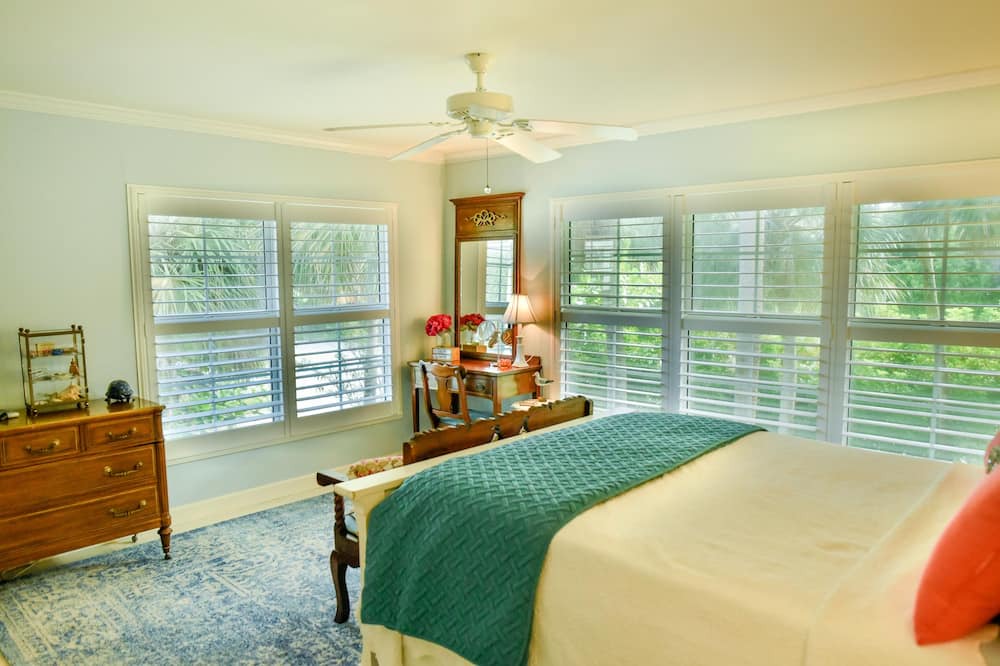 Photo of Bedroom in Summerplace