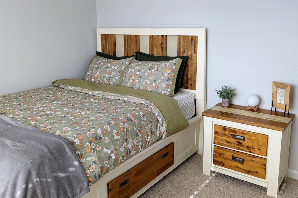 Photo of Bedroom in Aiken