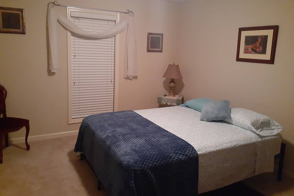 Photo of Bedroom in Stephens