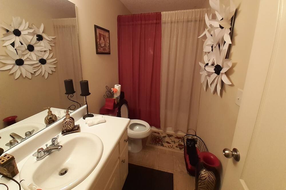 Photo of Bathroom in Stephens