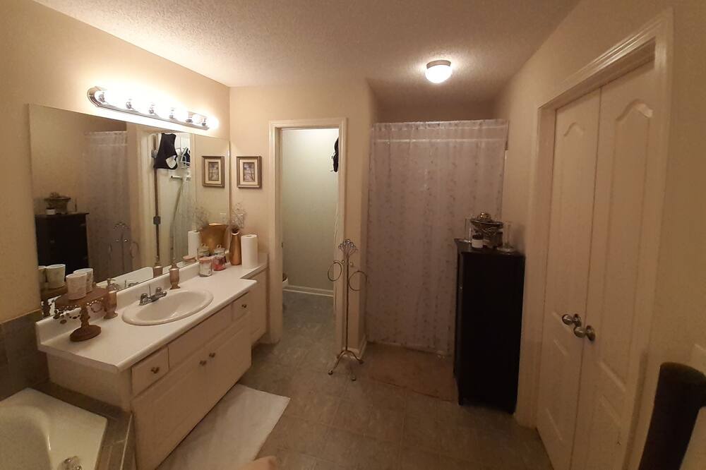 Photo of Bathroom in Stephens