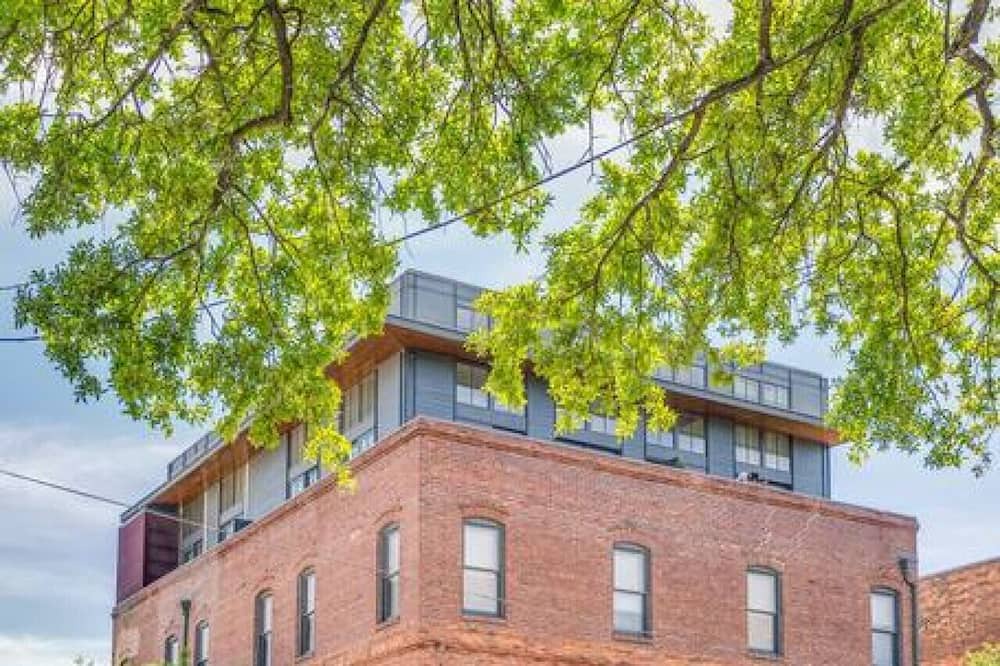 Photo of Outdoor in Yamacraw Village