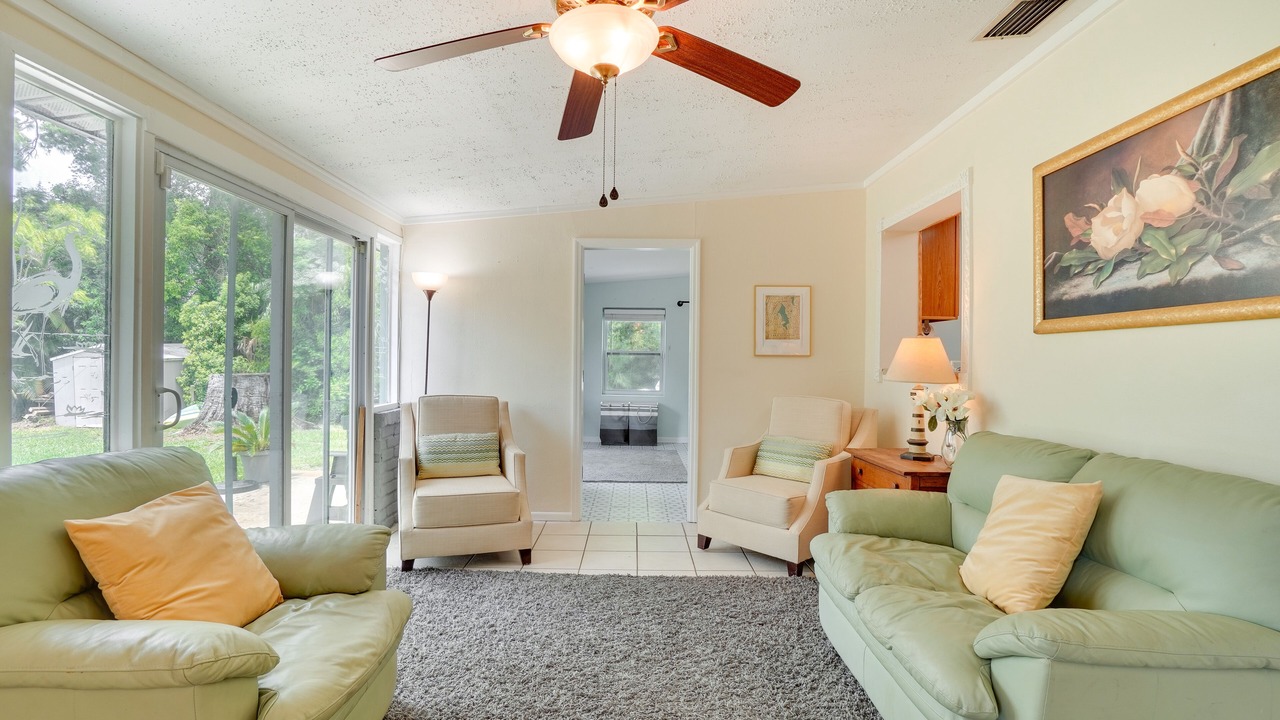 Photo of Livingroom in Deltona Lakes