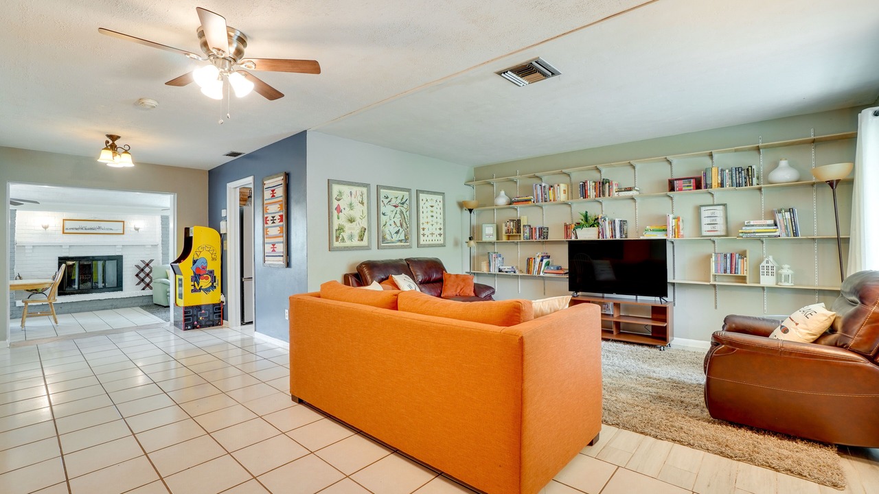 Photo of Livingroom in Deltona Lakes