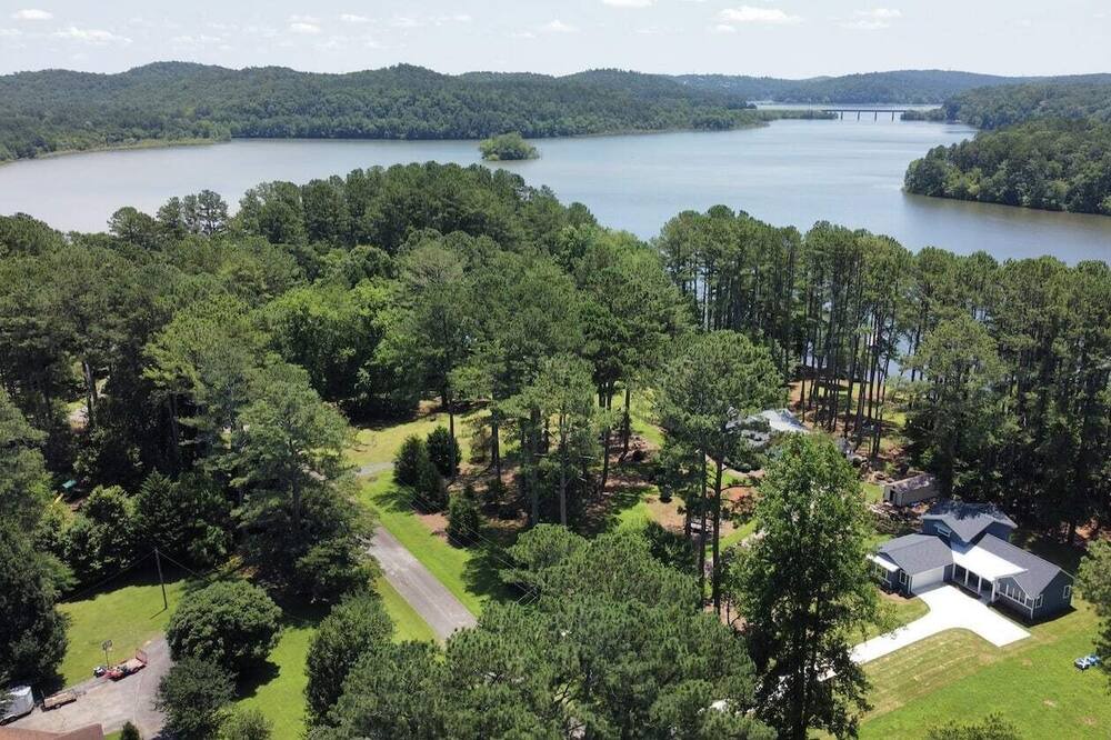 Photo of Others in Toccoa