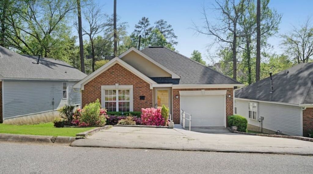 Photo of Outdoor in National Hills