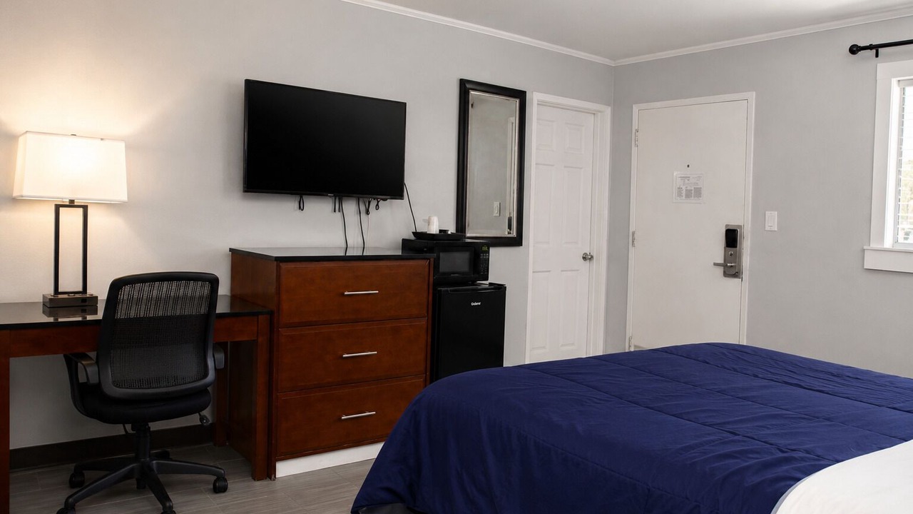 Photo of Bedroom in Siler City
