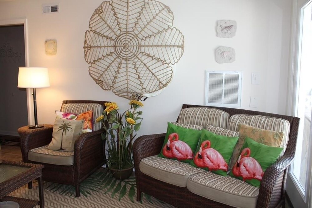 Photo of Livingroom in Holden Beach