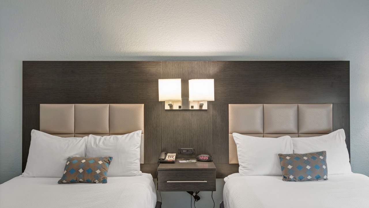 Photo of Bedroom in Garden City
