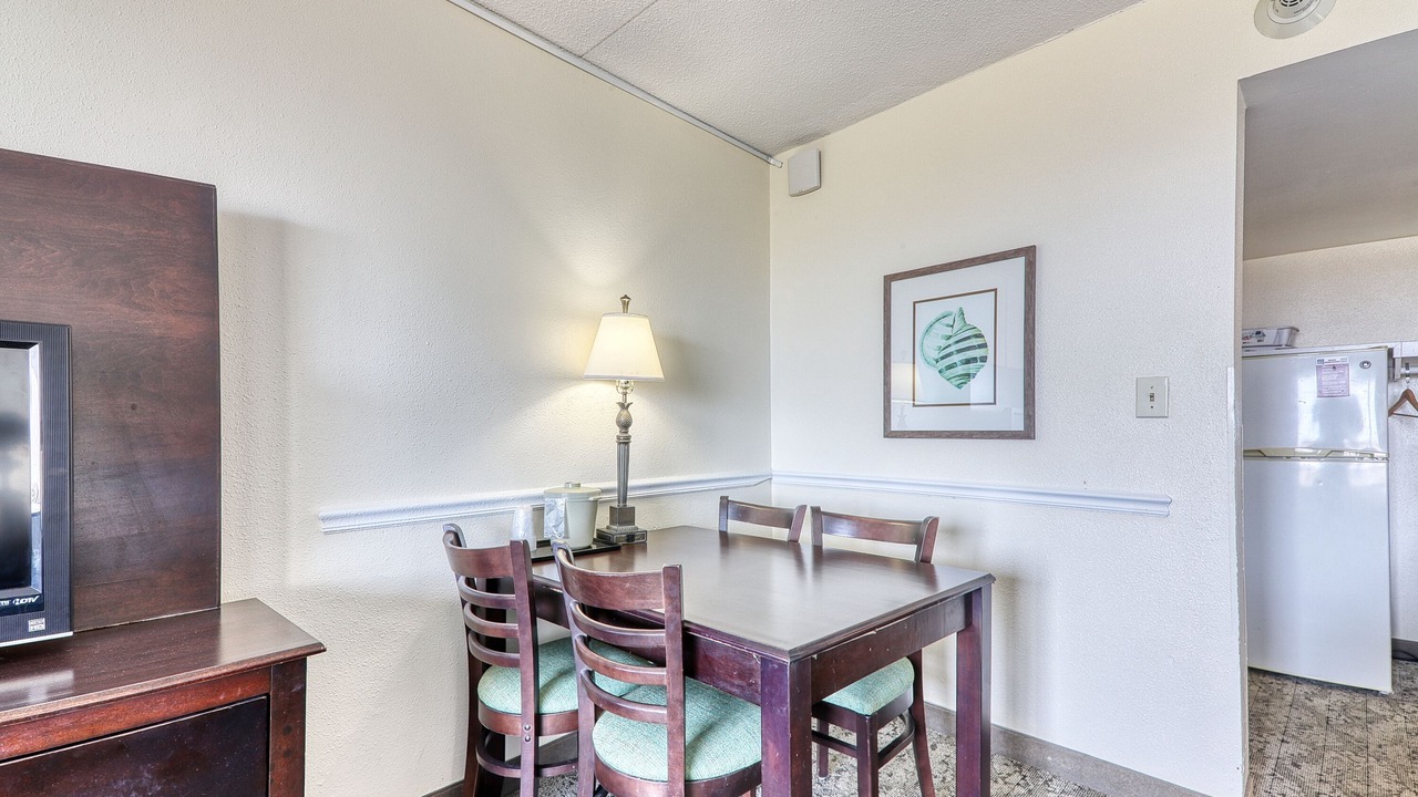 Photo of Bedroom in Cherry Grove Beach