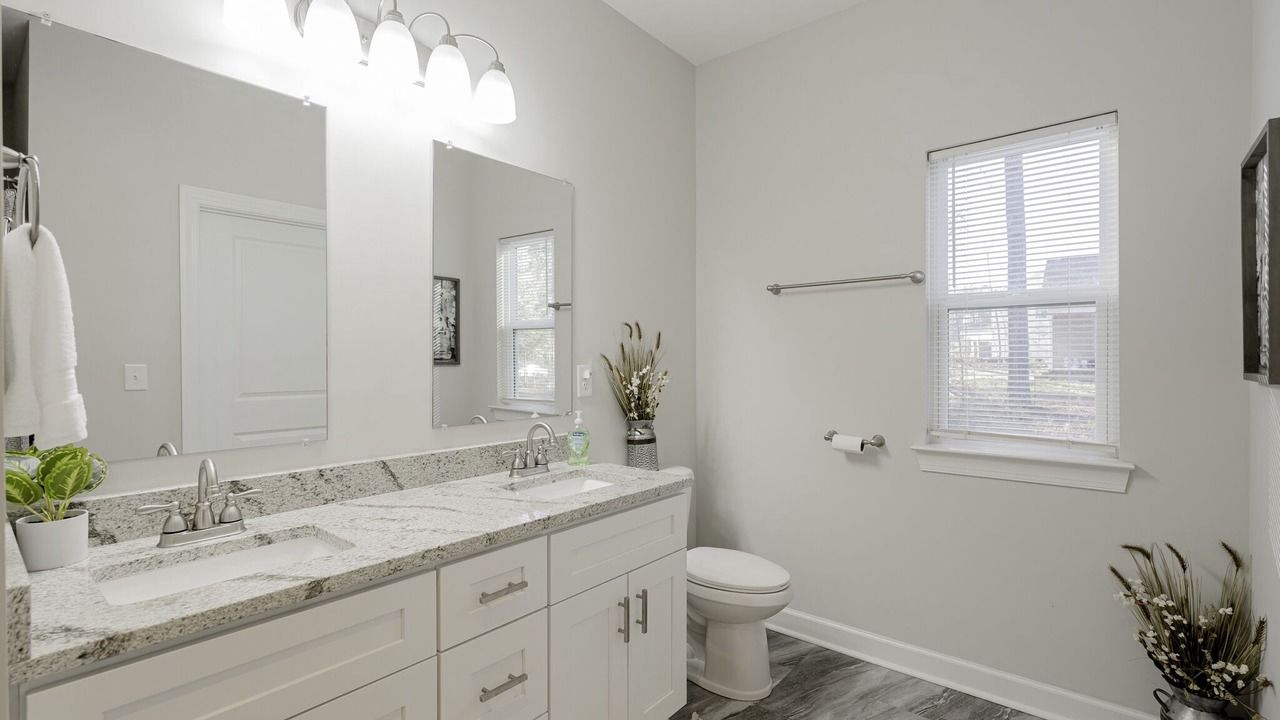 Photo of Bathroom in Chapin