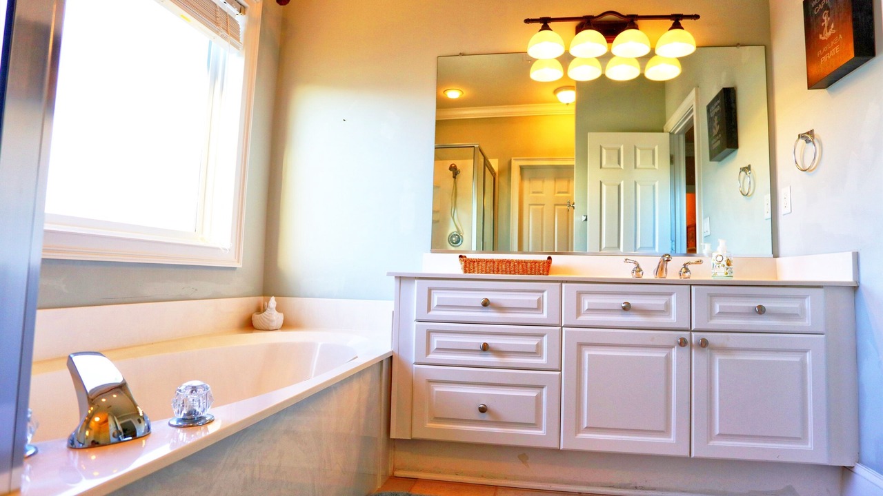 Photo of Bedroom in Edisto Island