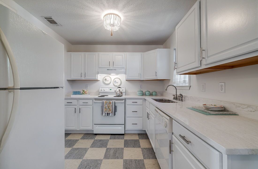 Photo of Kitchen in Beach Institute
