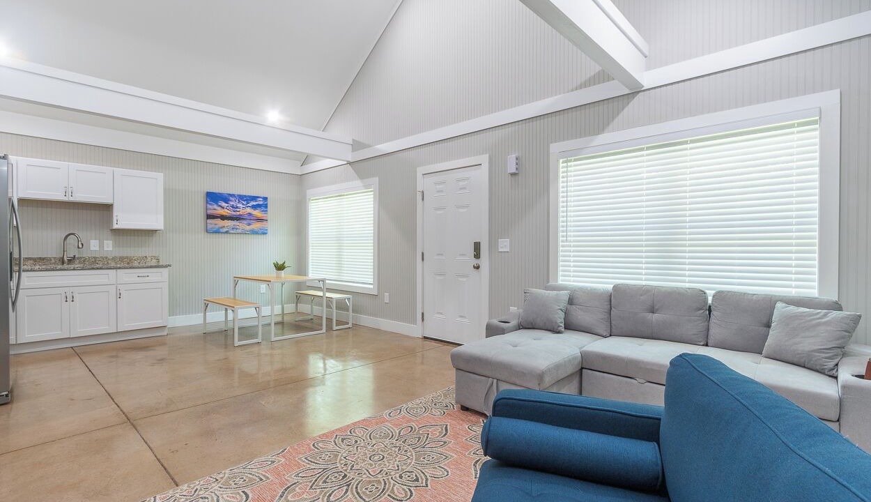 Photo of Livingroom in Townville