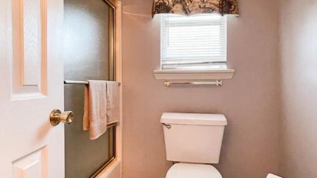 Photo of Bathroom in Beaufort