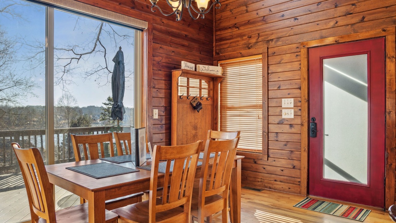 Photo of Livingroom in Serenity Bay