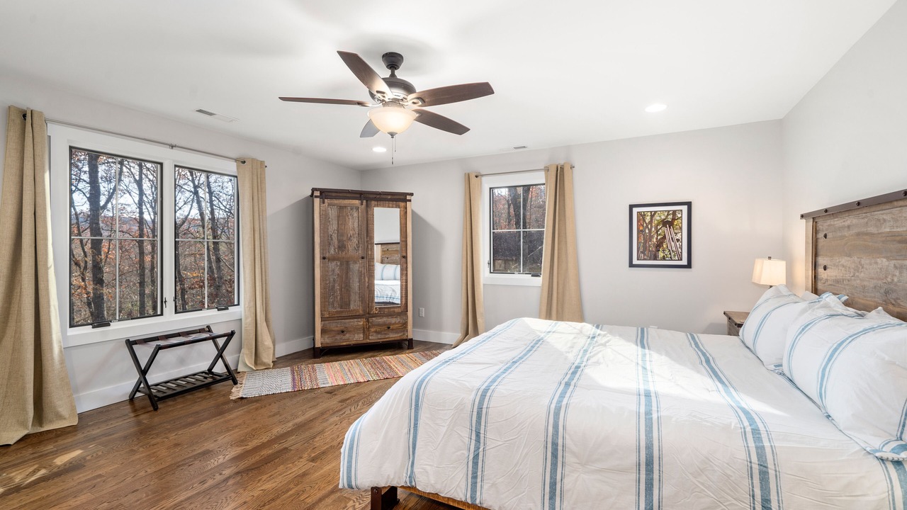Photo of Bedroom in Pisgah Forest