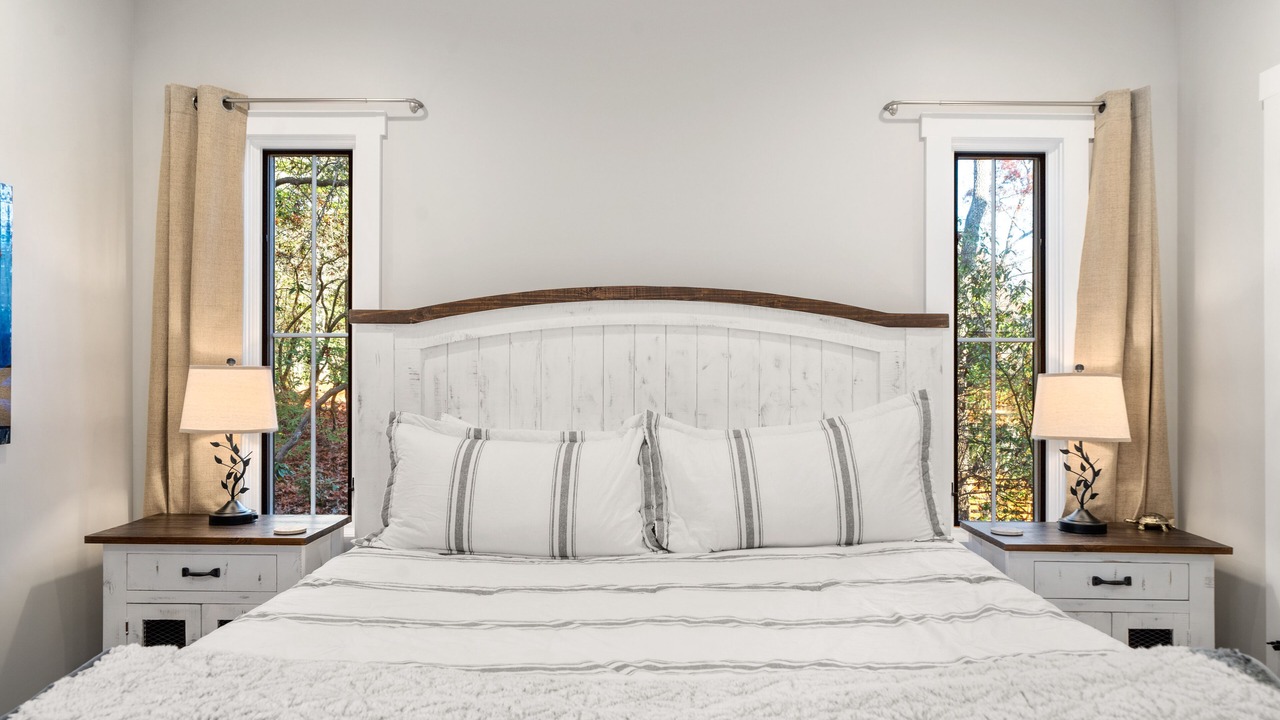 Photo of Bedroom in Pisgah Forest