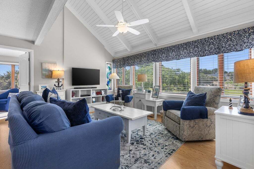 Photo of Bedroom in Sealoft Villas