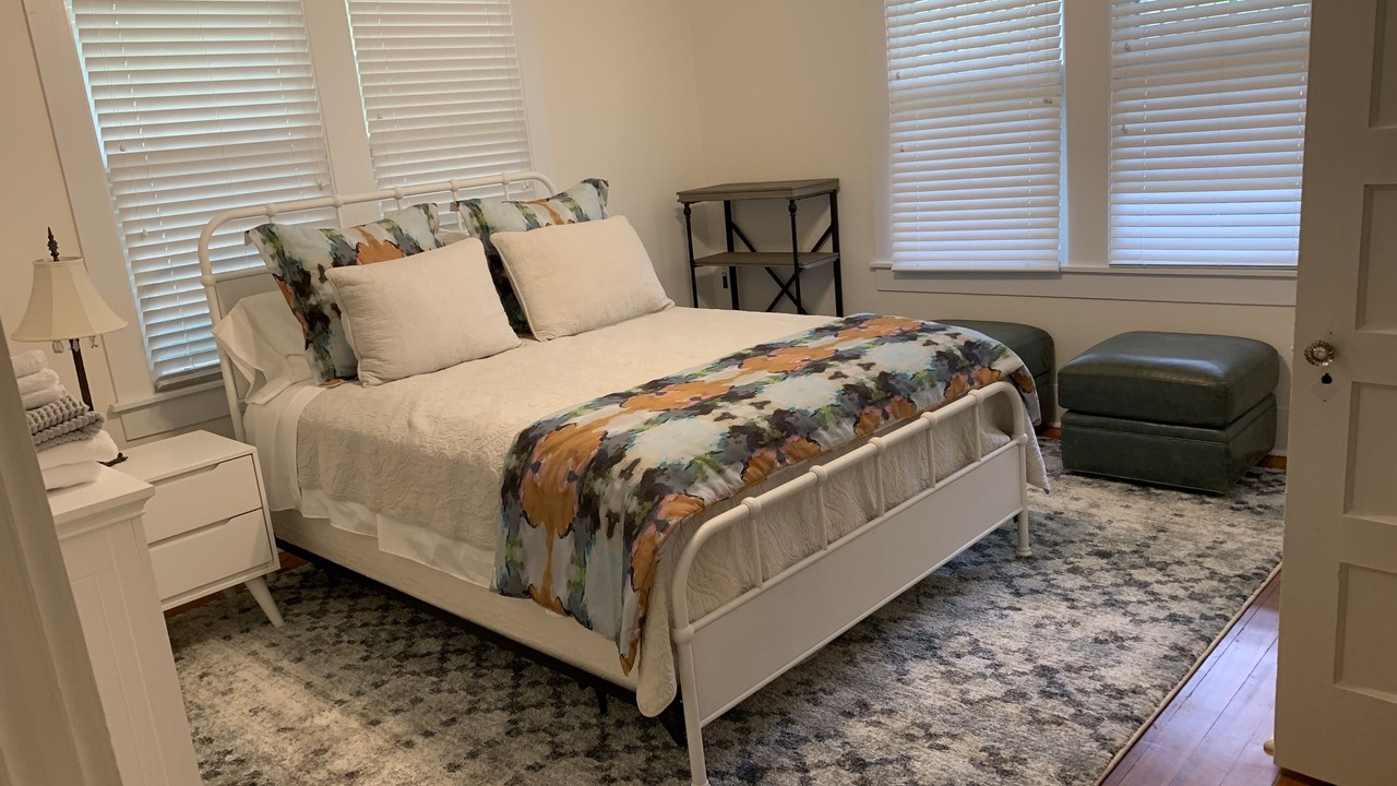 Photo of Bedroom in Martinez